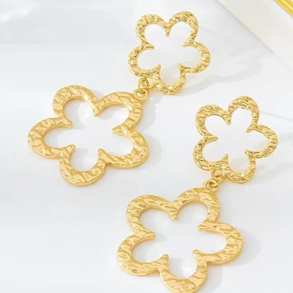 NEW! Double Flower Dangle Drop Earrings - Picture 3 of 3